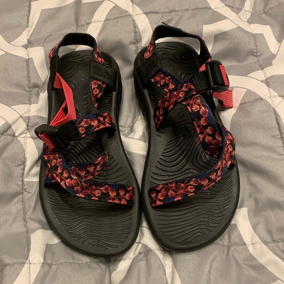 Chaco Shoes - Chaco size ladies size 6